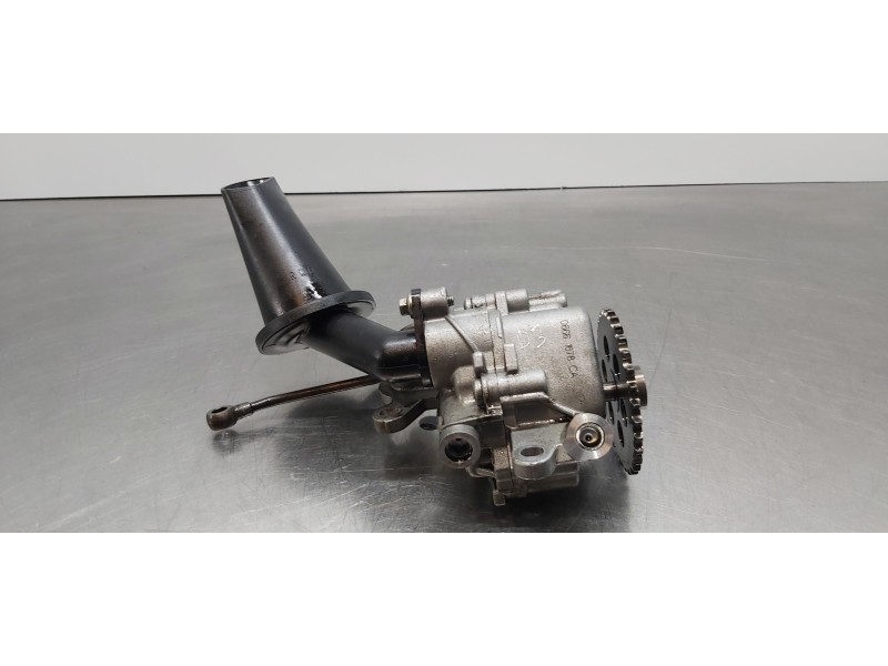 Recambio de bomba aceite para ford transit kastenwagen (ttg) 350 l4 ambiente referencia OEM IAM 1839456 BK2Q6600CA 