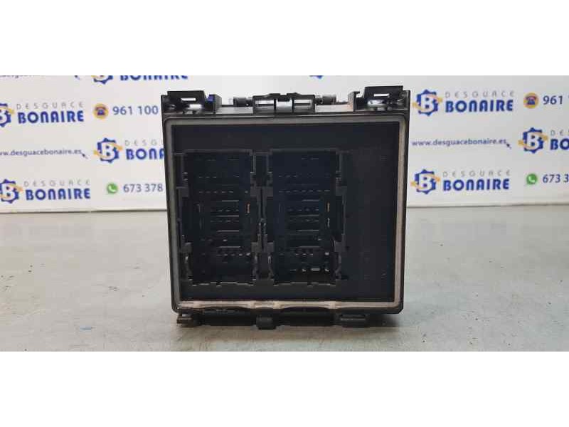 Recambio de caja reles / fusibles para ford focus active referencia OEM IAM JX6T14D068BD  