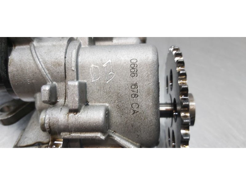 Recambio de bomba aceite para ford transit kastenwagen (ttg) 350 l4 ambiente referencia OEM IAM 1839456 BK2Q6600CA 