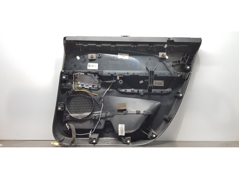 Recambio de guarnecido tapizado puerta trasera izquierda para citroen c4 grand picasso attraction referencia OEM IAM 98000302YA  Recambio de guarnecido tapizado puerta trasera izquierda para citroen c4 grand picasso attraction referencia OEM IAM 98000302YA