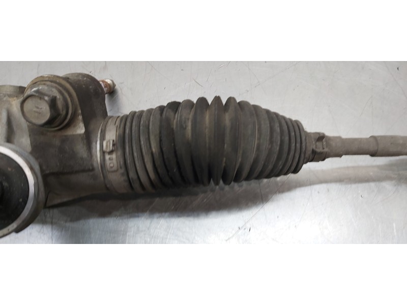 Recambio de cremallera direccion para toyota rav 4 active referencia OEM IAM 4551042170  