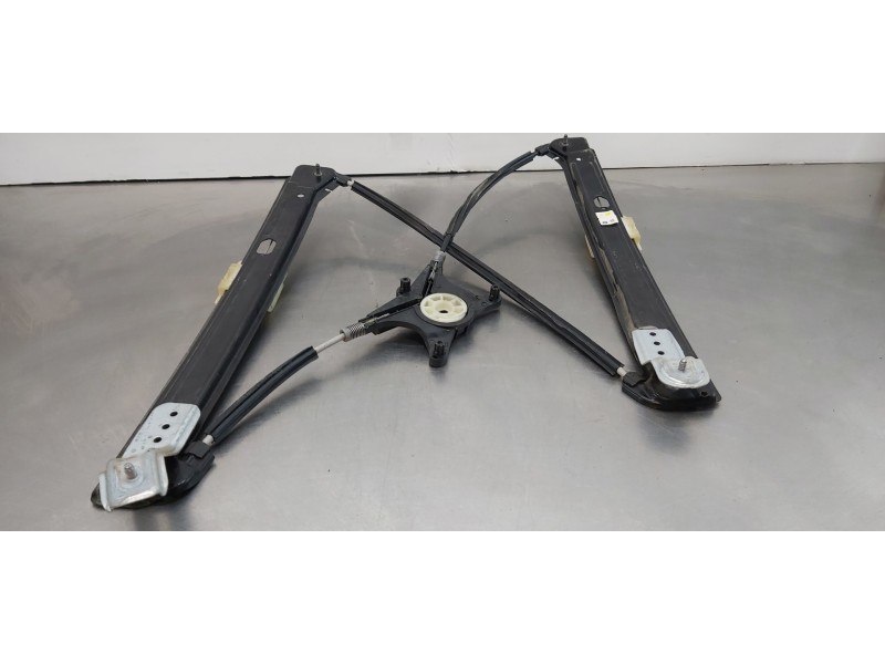 Recambio de elevalunas delantero derecho para seat ateca (kh7) xcellence 4drive referencia OEM IAM 575837462A   Recambio de elevalunas delantero derecho para seat ateca (kh7) xcellence 4drive referencia OEM IAM 575837462A