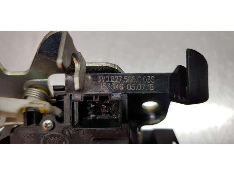 Recambio de cerradura maletero / porton para skoda superb combi (3v5) active referencia OEM IAM 3V0827505C  