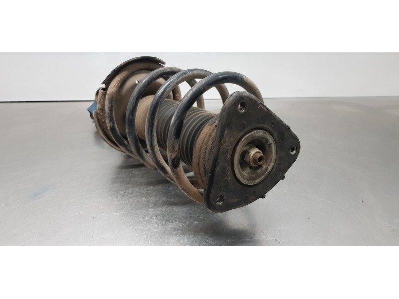 Recambio de amortiguador delantero derecho para ford focus lim. (cb4) titanium referencia OEM IAM 1619336 6M5Y18045BAC 