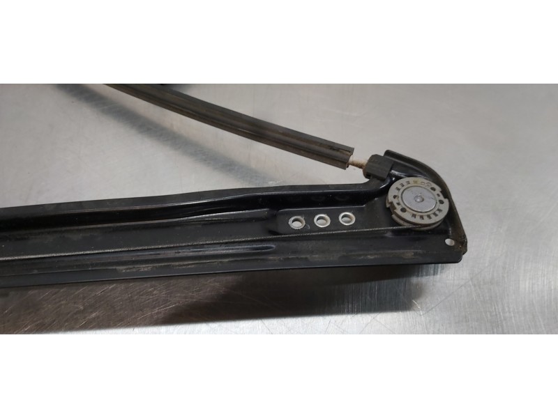 Recambio de elevalunas delantero derecho para seat ateca (kh7) xcellence 4drive referencia OEM IAM 575837462A   Recambio de elevalunas delantero derecho para seat ateca (kh7) xcellence 4drive referencia OEM IAM 575837462A