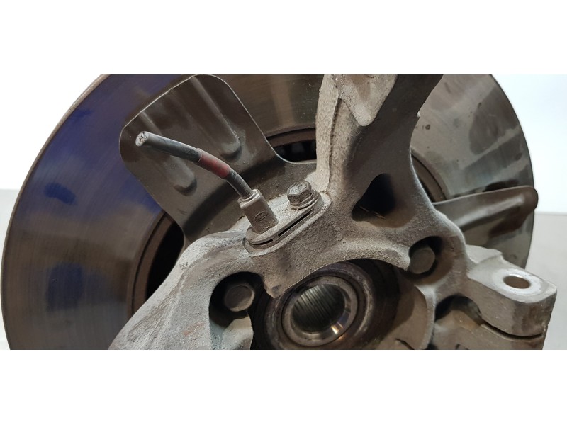 Recambio de mangueta delantera derecha para kia carens ( ) concept referencia OEM IAM 51716A4500  