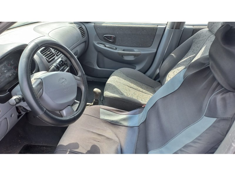 hyundai accent (lc) del año 2002
