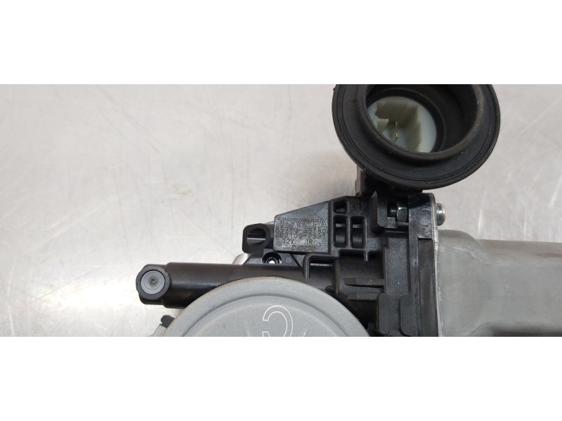 Recambio de elevalunas trasero izquierdo para toyota rav 4 active referencia OEM IAM 6980442050  