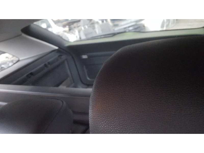 skoda superb combi (3t5) del año 2011 skoda superb combi (3t5) del año 2011