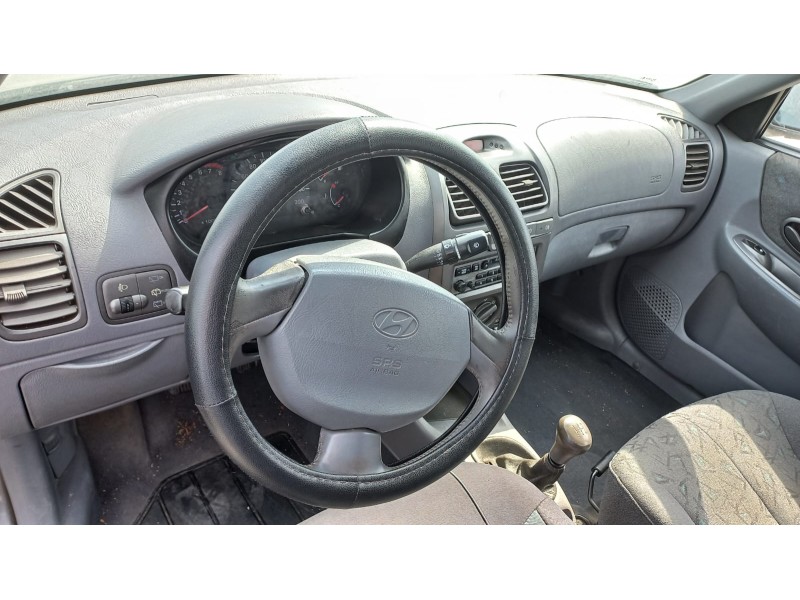 hyundai accent (lc) del año 2002