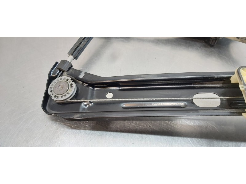 Recambio de elevalunas delantero izquierdo para seat ateca (kh7) xcellence 4drive referencia OEM IAM 575837461A   Recambio de elevalunas delantero izquierdo para seat ateca (kh7) xcellence 4drive referencia OEM IAM 575837461A