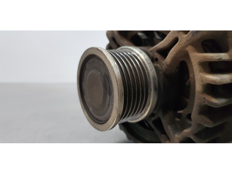 Recambio de alternador para fiat doblo my doblo referencia OEM IAM 51854901  