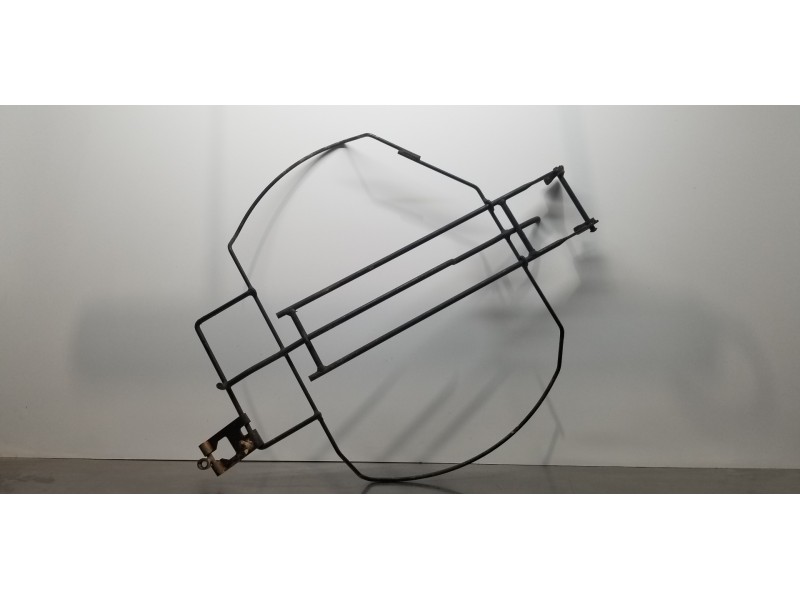 Recambio de soporte rueda repuesto para ssangyong kyron 200 xdi limited referencia OEM IAM 4181009A09   Recambio de soporte rueda repuesto para ssangyong kyron 200 xdi limited referencia OEM IAM 4181009A09