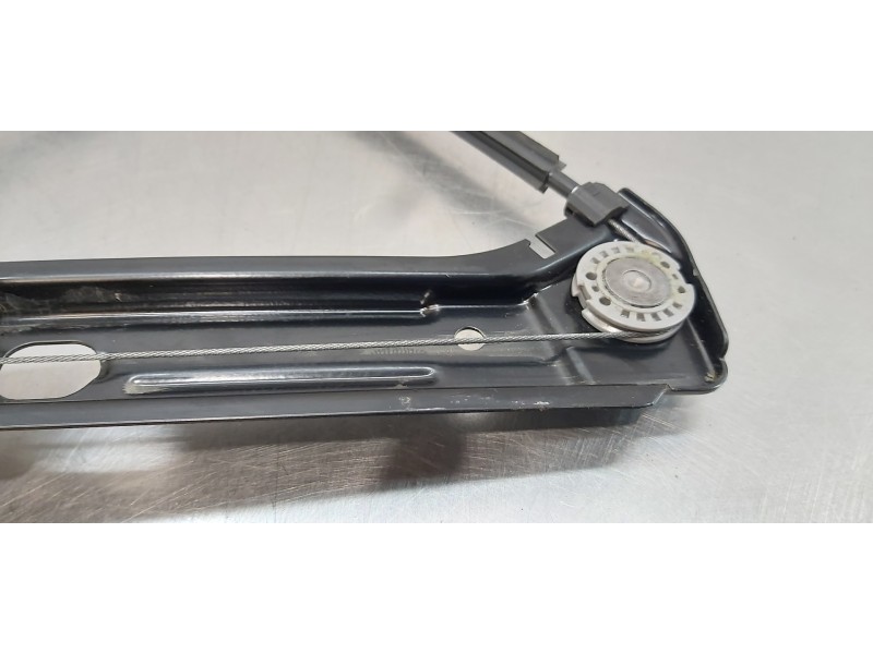 Recambio de elevalunas delantero izquierdo para seat ateca (kh7) xcellence 4drive referencia OEM IAM 575837461A   Recambio de elevalunas delantero izquierdo para seat ateca (kh7) xcellence 4drive referencia OEM IAM 575837461A