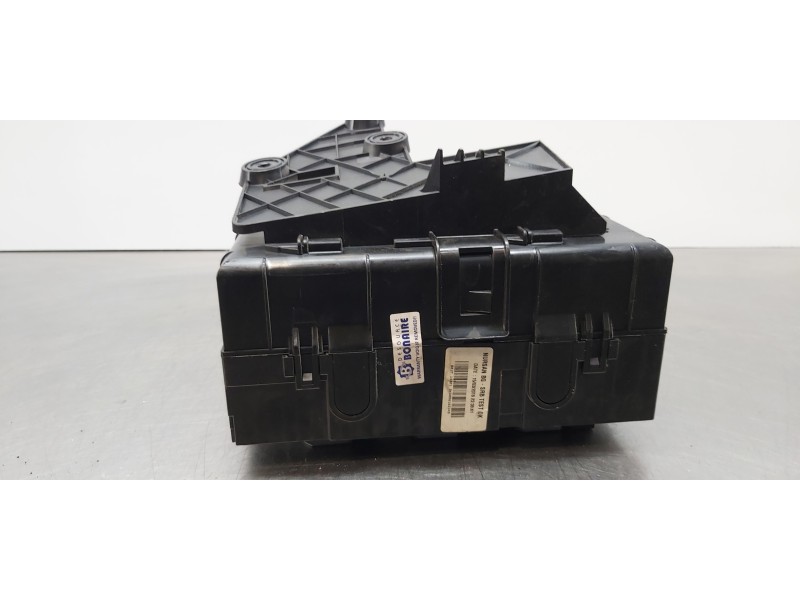 Recambio de caja reles / fusibles para ford transit kastenwagen (ttg) 350 l4 ambiente referencia OEM IAM BK3T14401BKD  