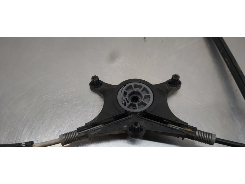 Recambio de elevalunas delantero izquierdo para seat ateca (kh7) xcellence 4drive referencia OEM IAM 575837461A   Recambio de elevalunas delantero izquierdo para seat ateca (kh7) xcellence 4drive referencia OEM IAM 575837461A