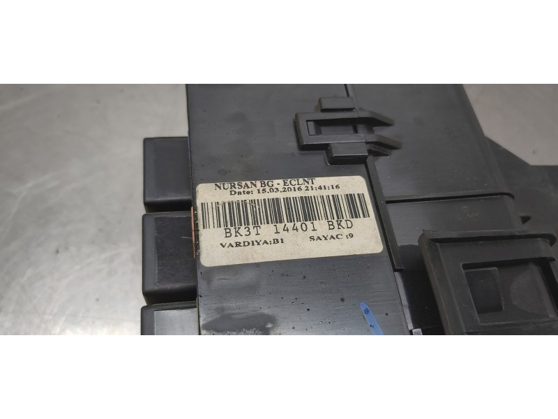 Recambio de caja reles / fusibles para ford transit kastenwagen (ttg) 350 l4 ambiente referencia OEM IAM BK3T14401BKD  