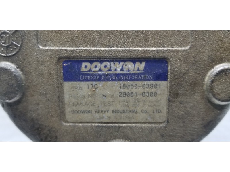 Recambio de compresor aire acondicionado para ssangyong rexton rx 320 referencia OEM IAM 1612303011 1805003901 