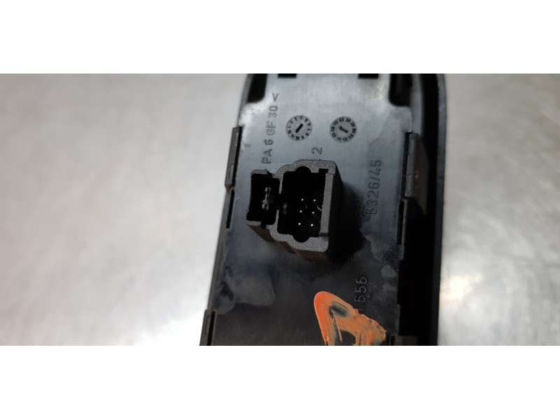 Recambio de mando elevalunas delantero izquierdo para peugeot 407 st sport referencia OEM IAM 96468704XT  