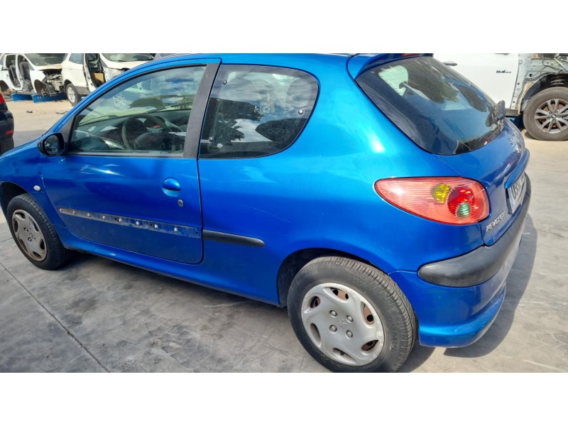 peugeot 206 berlina del año 2003
