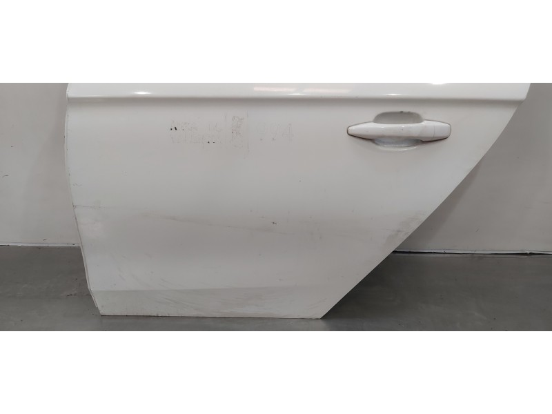 Recambio de puerta trasera izquierda para citroen c-elysée exclusive referencia OEM IAM 9675190780  