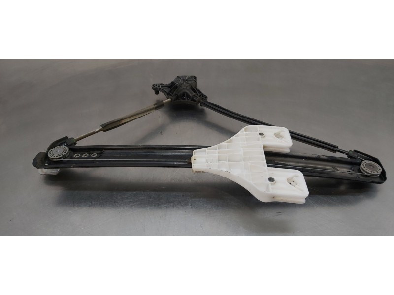 Recambio de elevalunas trasero izquierdo para seat ateca (kh7) xcellence 4drive referencia OEM IAM 575839461A   Recambio de elevalunas trasero izquierdo para seat ateca (kh7) xcellence 4drive referencia OEM IAM 575839461A