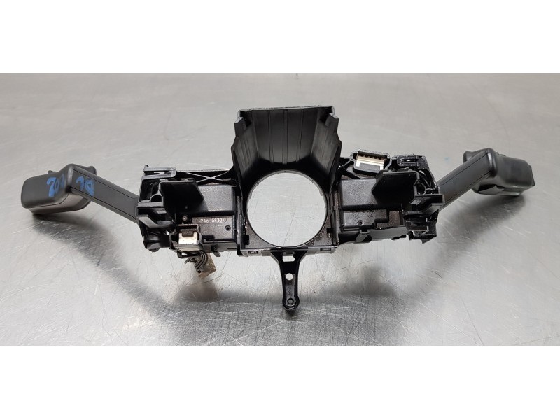 Recambio de mando intermitentes para skoda superb combi (3v5) active referencia OEM IAM 5Q0953521EP 5Q0953502AG  Recambio de mando intermitentes para skoda superb combi (3v5) active referencia OEM IAM 5Q0953521EP 5Q0953502AG