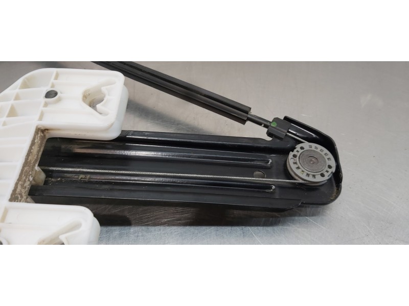 Recambio de elevalunas trasero izquierdo para seat ateca (kh7) xcellence 4drive referencia OEM IAM 575839461A   Recambio de elevalunas trasero izquierdo para seat ateca (kh7) xcellence 4drive referencia OEM IAM 575839461A