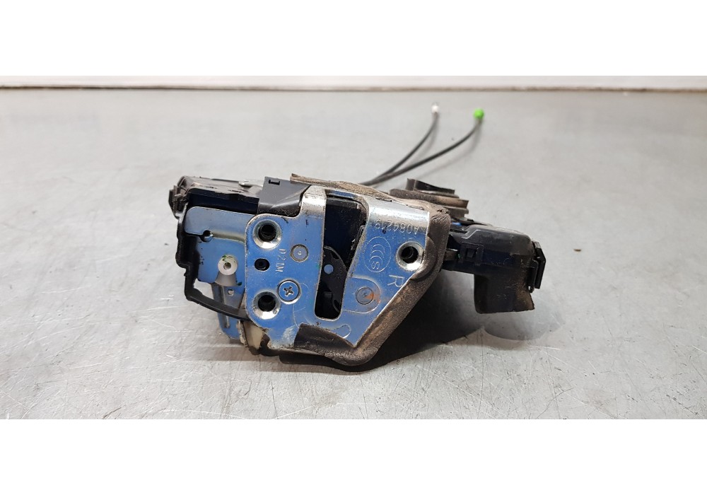 Recambio de cerradura puerta delantera derecha para toyota auris touring sports (e18) hybrid active referencia OEM IAM 690300513