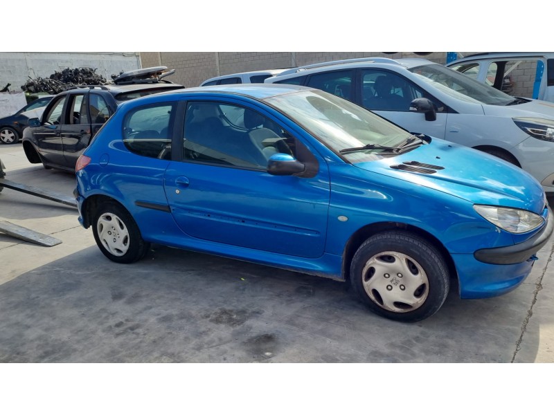 peugeot 206 berlina del año 2003