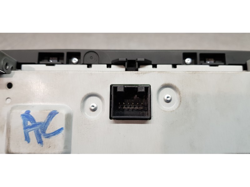 Recambio de pantalla multifuncion para skoda superb combi (3v5) active referencia OEM IAM 3V0919605ABYY 3V0919605A  Recambio de pantalla multifuncion para skoda superb combi (3v5) active referencia OEM IAM 3V0919605ABYY 3V0919605A