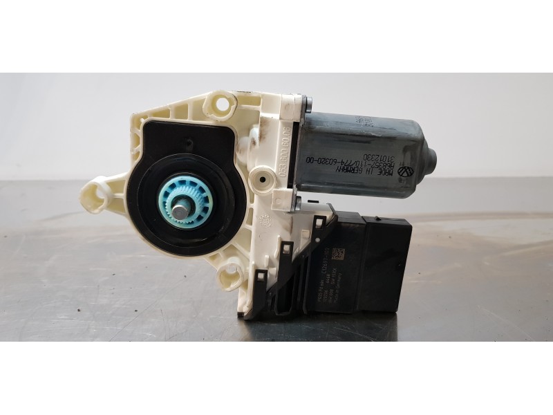Recambio de motor elevalunas trasero derecho para volkswagen tiguan (5n2) advance bluemotion referencia OEM IAM 5N0959704F  