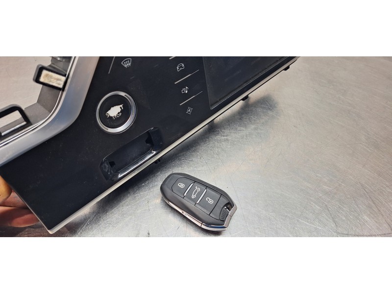 Recambio de pantalla multifuncion para citroen c4 grand picasso attraction referencia OEM IAM 9805089780   Recambio de pantalla multifuncion para citroen c4 grand picasso attraction referencia OEM IAM 9805089780