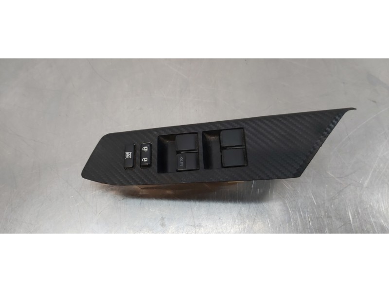 Recambio de mando elevalunas delantero izquierdo para toyota rav 4 active referencia OEM IAM 8482042210  