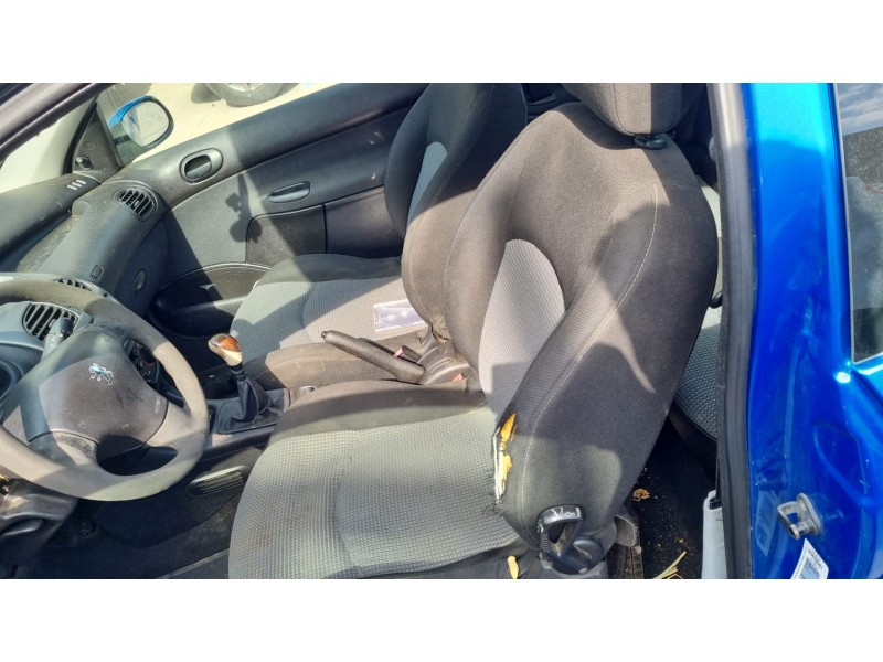 peugeot 206 berlina del año 2003