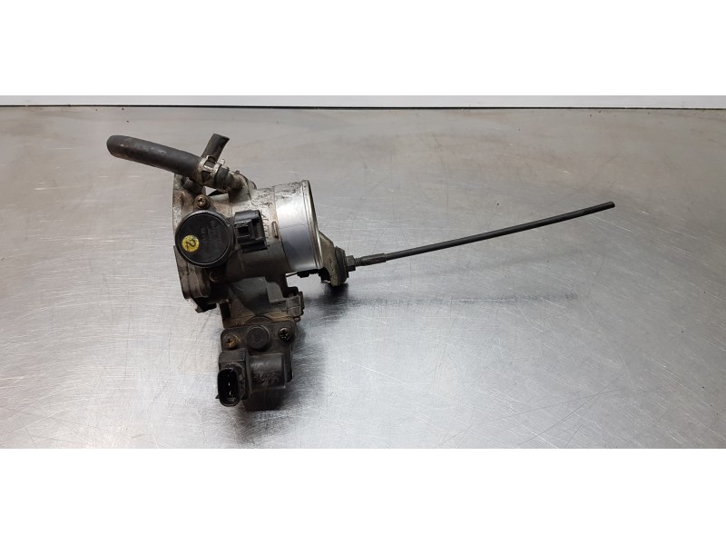 Recambio de caja mariposa para toyota rav 4 (a2) 2.0 luna 4x4 referencia OEM IAM 2227028010  