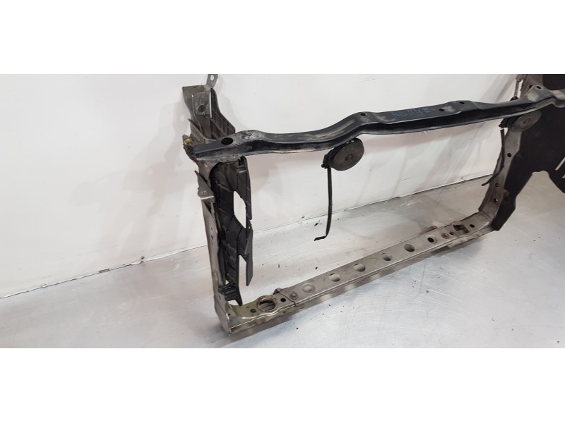 Recambio de panel frontal para toyota rav 4 (a3) executive referencia OEM IAM 5320542070  