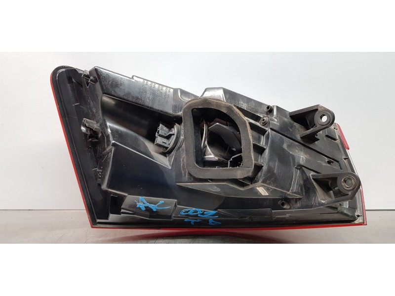 Recambio de piloto trasero derecho para skoda superb combi (3v5) active referencia OEM IAM 3V9945208A   Recambio de piloto trasero derecho para skoda superb combi (3v5) active referencia OEM IAM 3V9945208A