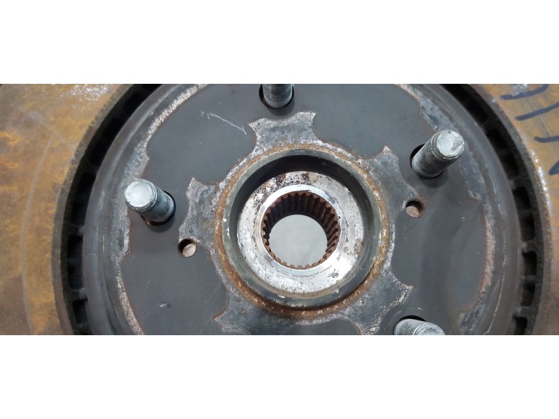 Recambio de mangueta delantera derecha para toyota rav 4 active referencia OEM IAM 4321128140  