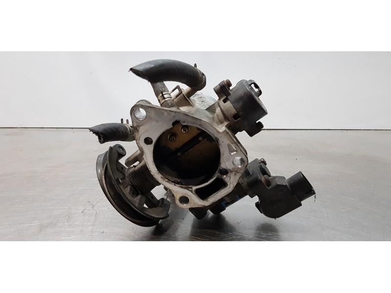 Recambio de caja mariposa para toyota rav 4 (a2) 2.0 luna 4x4 referencia OEM IAM 2227028010  