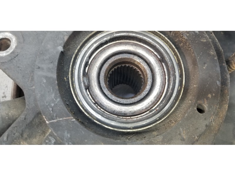 Recambio de mangueta delantera derecha para ssangyong rexton rx 320 referencia OEM IAM 4122008100  