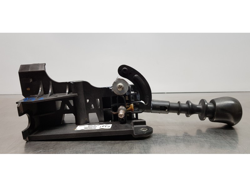 Recambio de palanca cambio para fiat doblo my doblo referencia OEM IAM 55346828   Recambio de palanca cambio para fiat doblo my doblo referencia OEM IAM 55346828