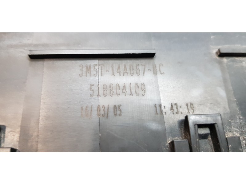 Recambio de caja reles / fusibles para ford focus berlina (cap) trend referencia OEM IAM 3M5T14A067BC  