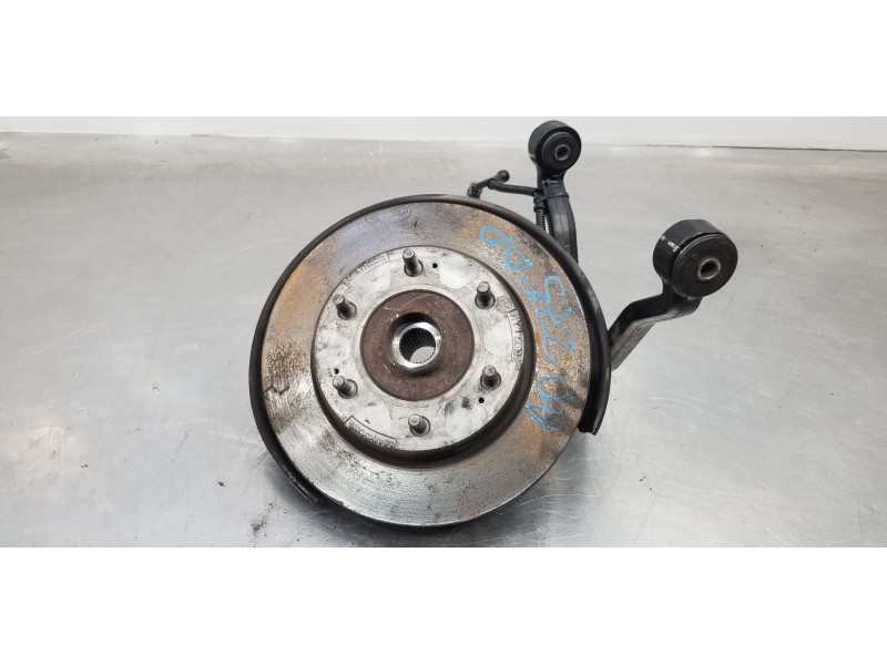 Recambio de mangueta delantera derecha para ssangyong rexton rx 320 referencia OEM IAM 4122008100  
