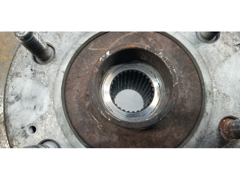 Recambio de mangueta delantera derecha para ssangyong rexton rx 320 referencia OEM IAM 4122008100  