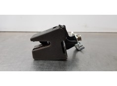 Recambio de cerradura puerta trasera izquierda para volkswagen caddy furgón/kombi kombi referencia OEM IAM 7E0827162A