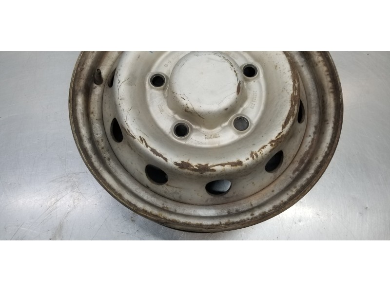 Recambio de llanta para nissan trade 100 caja cerrada, techo elevado referencia OEM IAM    Recambio de llanta para nissan trade 100 caja cerrada, techo elevado referencia OEM IAM