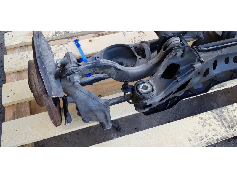 Recambio de puente trasero para skoda superb combi (3v5) active referencia OEM IAM 3Q0505235P   Recambio de puente trasero para skoda superb combi (3v5) active referencia OEM IAM 3Q0505235P