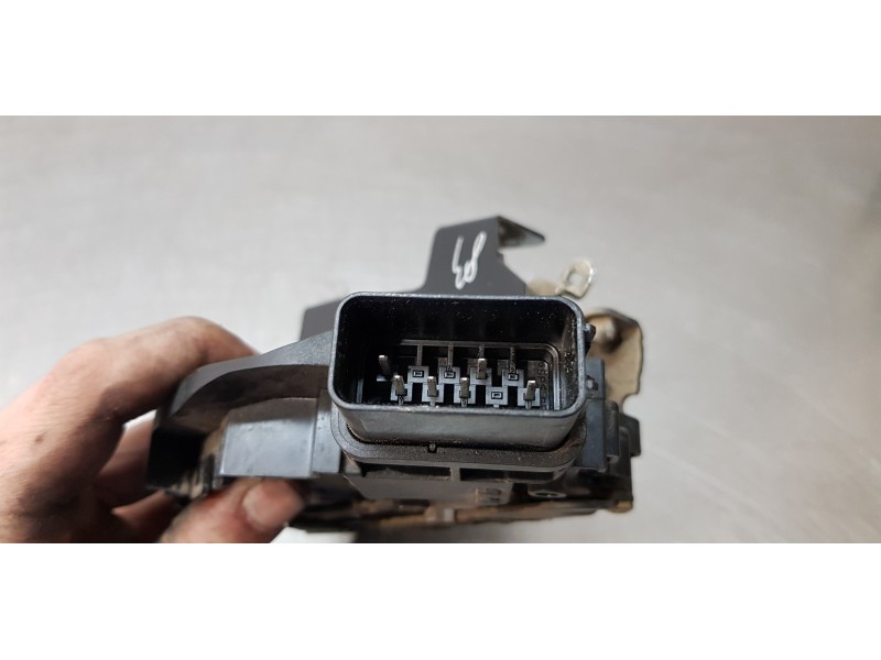 Recambio de cerradura puerta delantera izquierda para ford focus berlina (cap) ambiente (d) referencia OEM IAM 3M5AR21813EP  