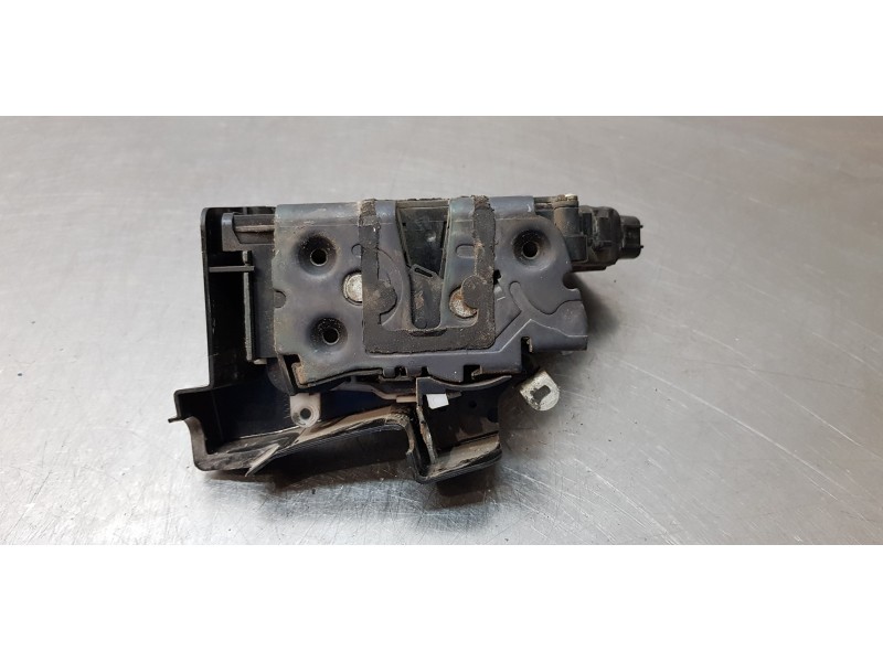 Recambio de cerradura puerta delantera izquierda para ford focus berlina (cap) ambiente (d) referencia OEM IAM 3M5AR21813EP  